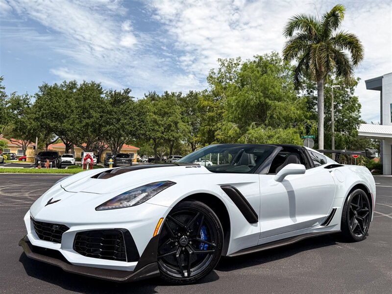 2019 Chevrolet Corvette ZR1 - Photo 11 - Bonita Springs, FL 34134
