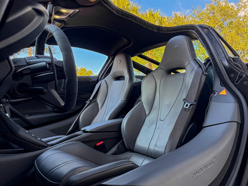 2018 McLaren 720S Performance   - Photo 26 - Bonita Springs, FL 34134