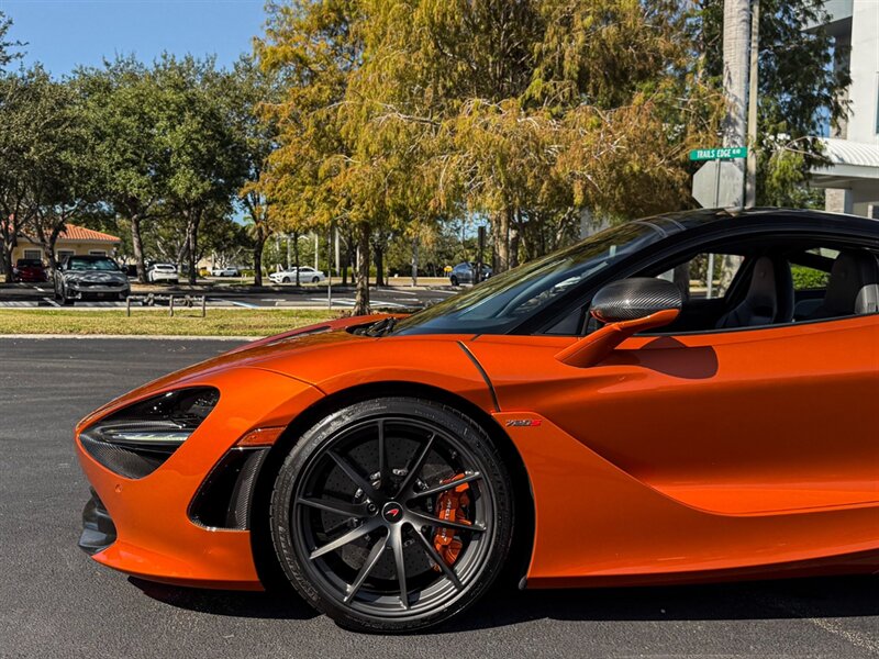 2018 McLaren 720S Performance   - Photo 40 - Bonita Springs, FL 34134