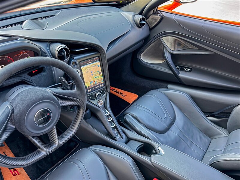 2018 McLaren 720S Performance   - Photo 18 - Bonita Springs, FL 34134
