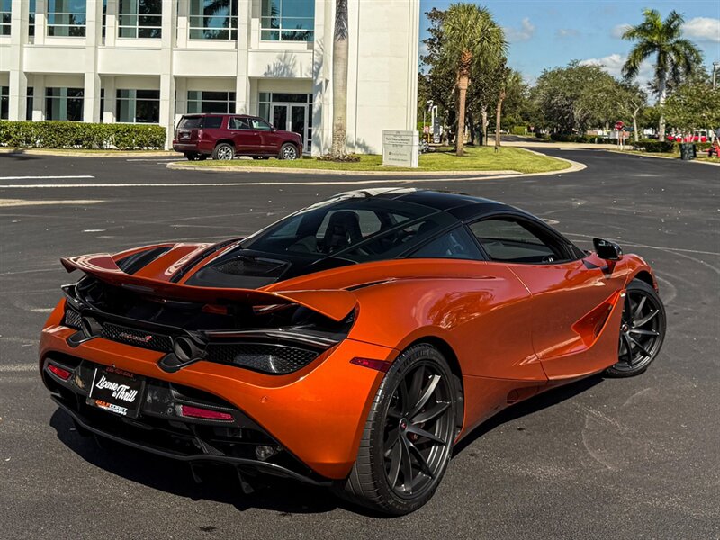 2018 McLaren 720S Performance   - Photo 60 - Bonita Springs, FL 34134