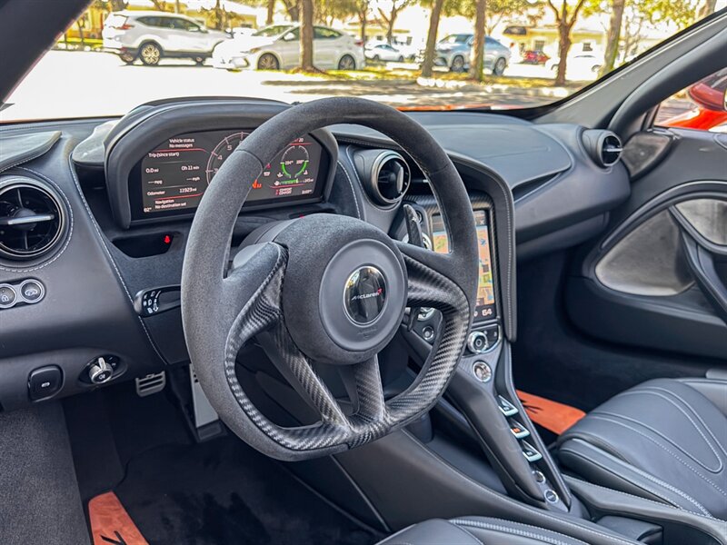 2018 McLaren 720S Performance   - Photo 16 - Bonita Springs, FL 34134