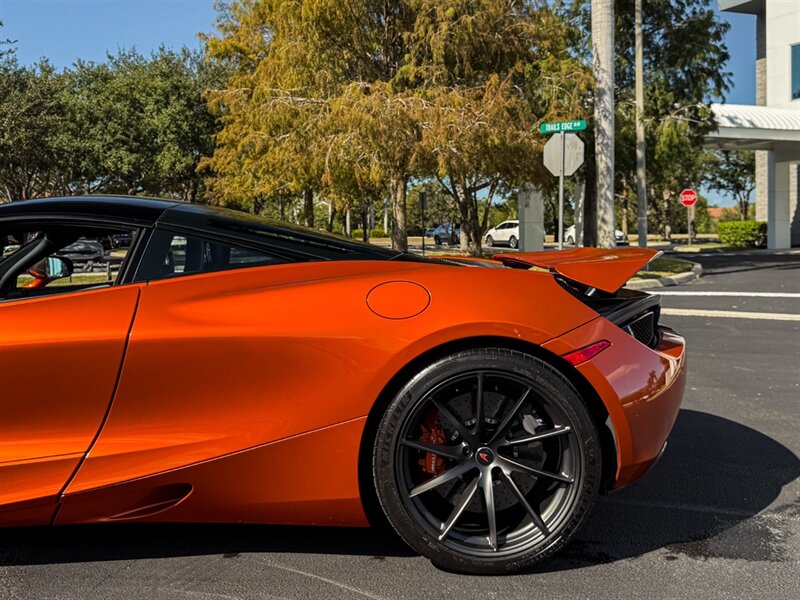 2018 McLaren 720S Performance   - Photo 42 - Bonita Springs, FL 34134