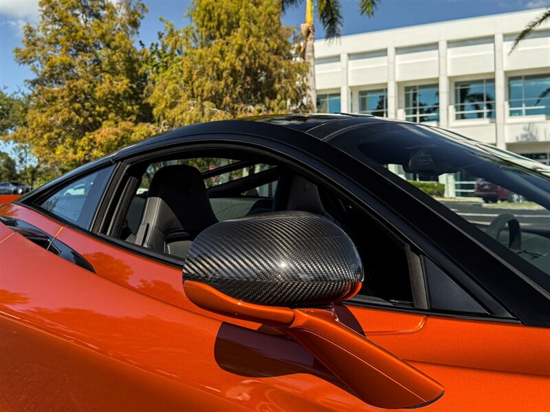 2018 McLaren 720S Performance   - Photo 62 - Bonita Springs, FL 34134