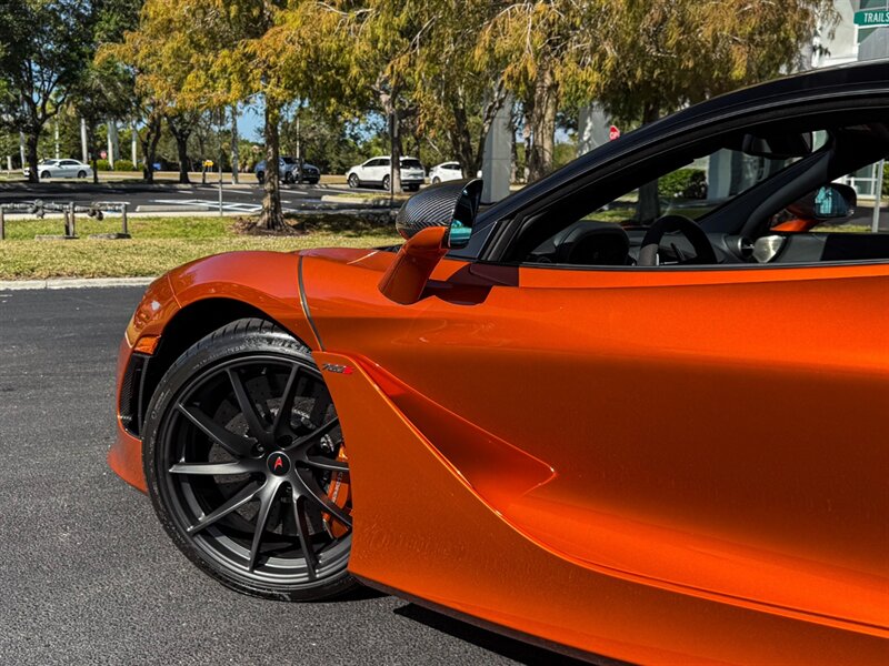 2018 McLaren 720S Performance   - Photo 46 - Bonita Springs, FL 34134