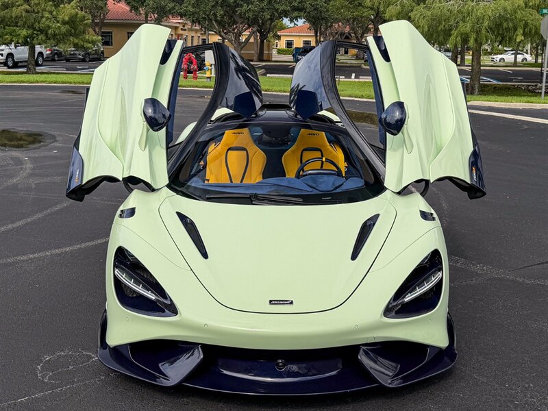 2021 McLaren 765LT - Photo 8 - Bonita Springs, FL 34134