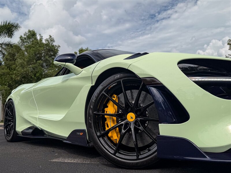2021 McLaren 765LT - Photo 77 - Bonita Springs, FL 34134
