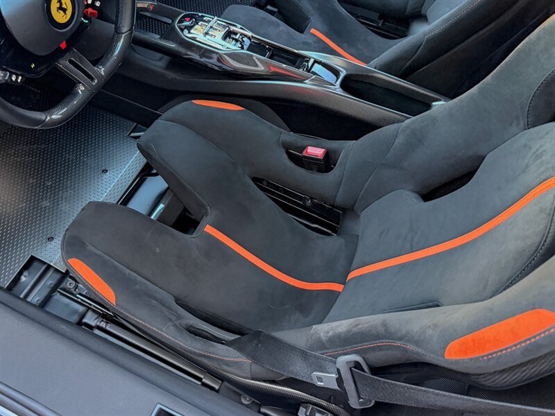 2024 Ferrari SF90 XX Stradale   - Photo 18 - Bonita Springs, FL 34134