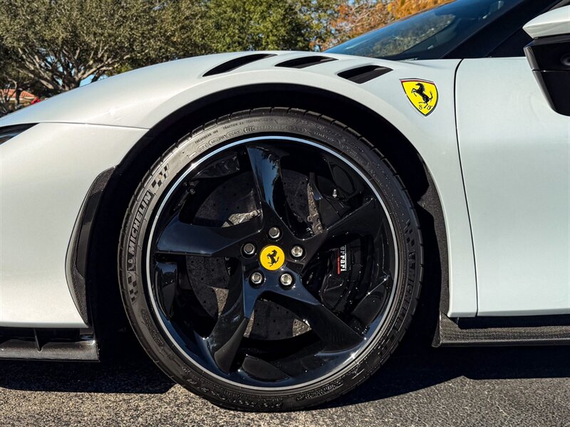 2024 Ferrari SF90 XX Stradale   - Photo 43 - Bonita Springs, FL 34134
