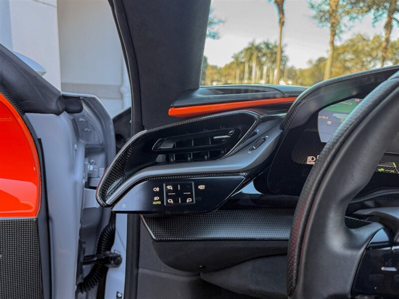 2024 Ferrari SF90 XX Stradale   - Photo 15 - Bonita Springs, FL 34134