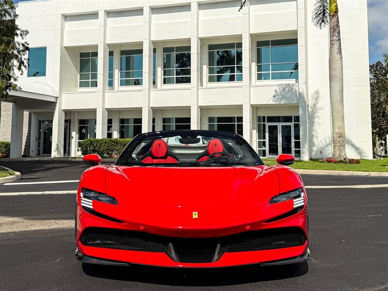 2023 Ferrari SF90 Spider - Photo 4 - Bonita Springs, FL 34134