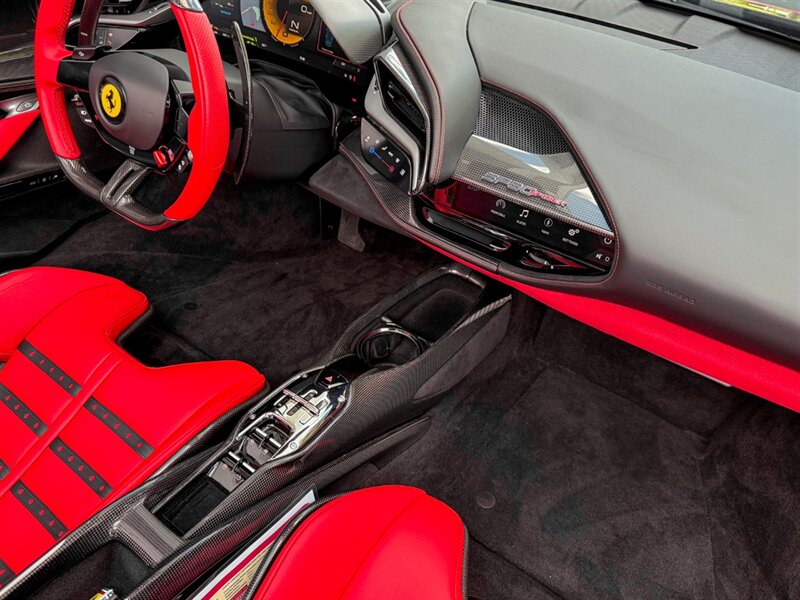 2023 Ferrari SF90 Spider - Photo 31 - Bonita Springs, FL 34134