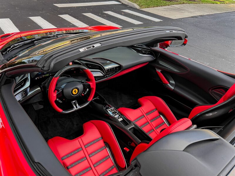 2023 Ferrari SF90 Spider - Photo 2 - Bonita Springs, FL 34134