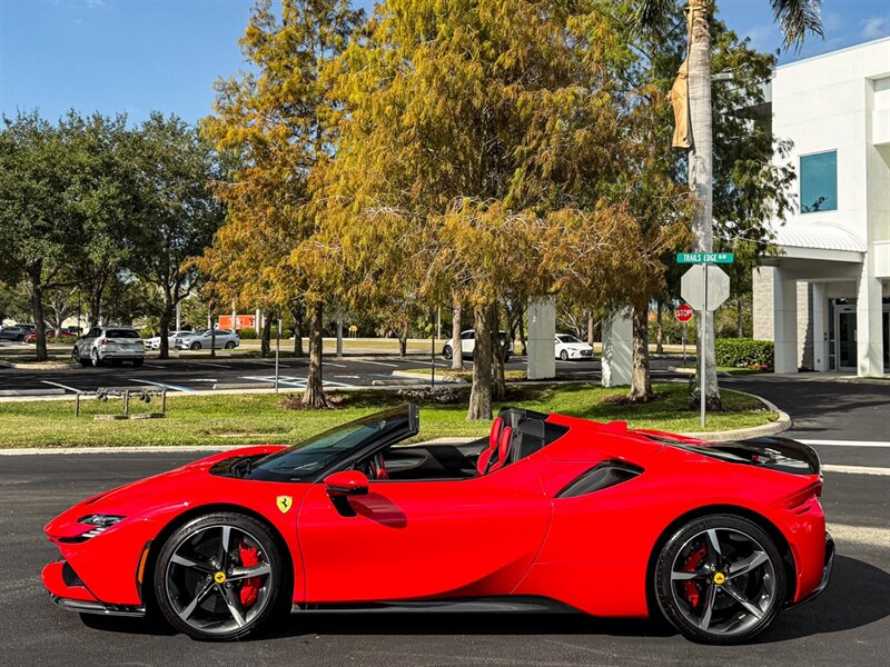 2023 Ferrari SF90 Spider - Photo 38 - Bonita Springs, FL 34134