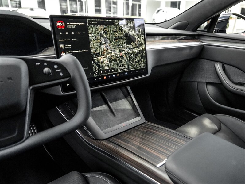 2021 Tesla Model S Plaid - Photo 15 - Bonita Springs, FL 34134