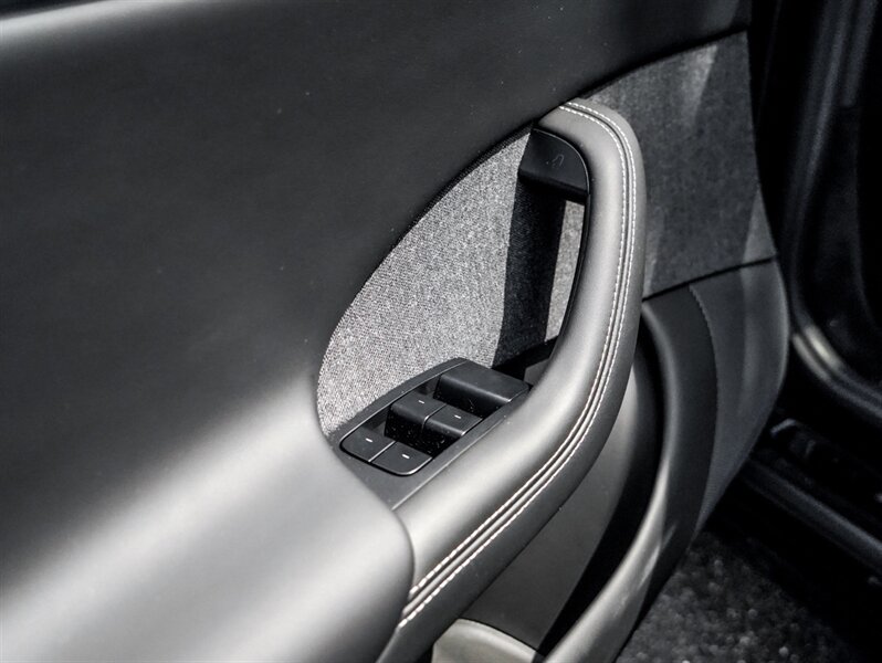 2021 Tesla Model S Plaid - Photo 21 - Bonita Springs, FL 34134