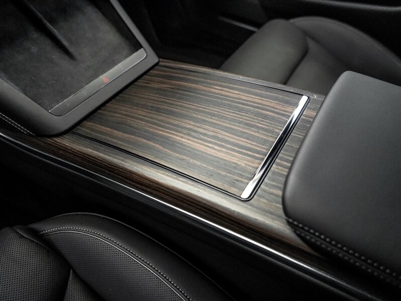 2021 Tesla Model S Plaid - Photo 17 - Bonita Springs, FL 34134