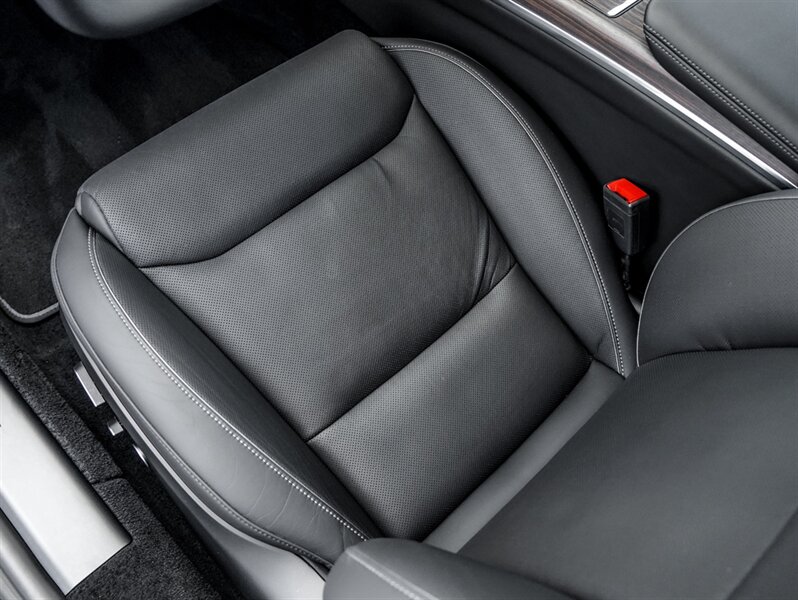 2021 Tesla Model S Plaid - Photo 19 - Bonita Springs, FL 34134