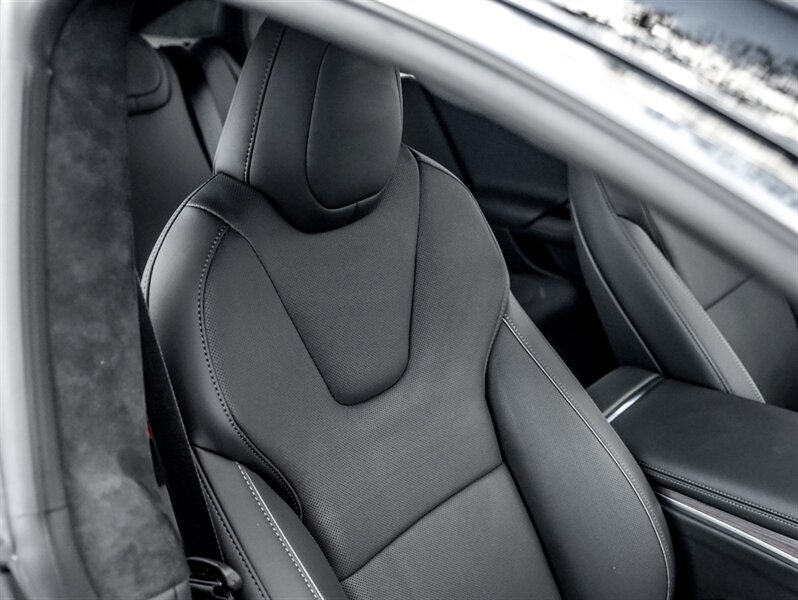 2021 Tesla Model S Plaid - Photo 30 - Bonita Springs, FL 34134