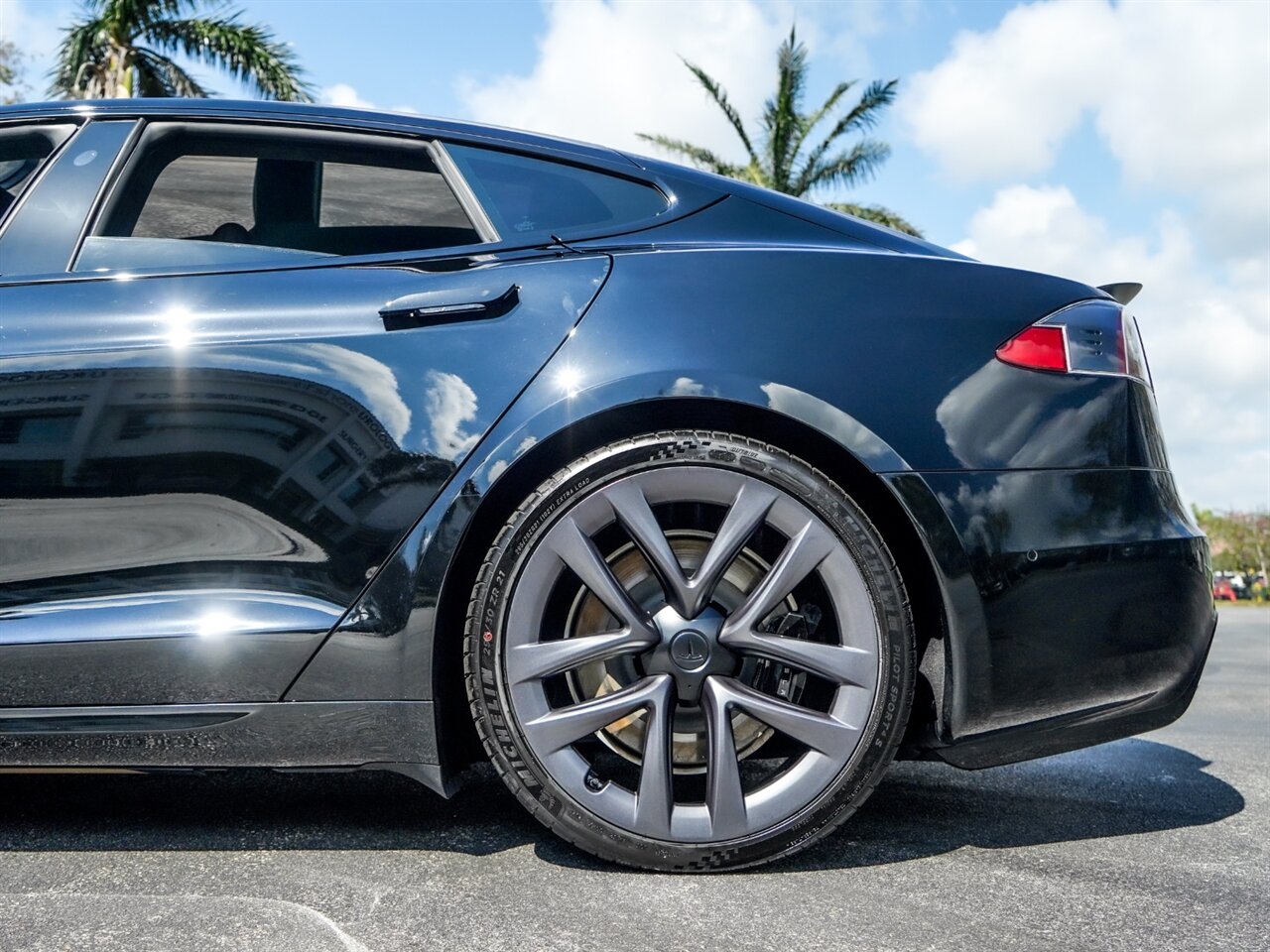 2021 Tesla Model S Plaid   - Photo 36 - Bonita Springs, FL 34134