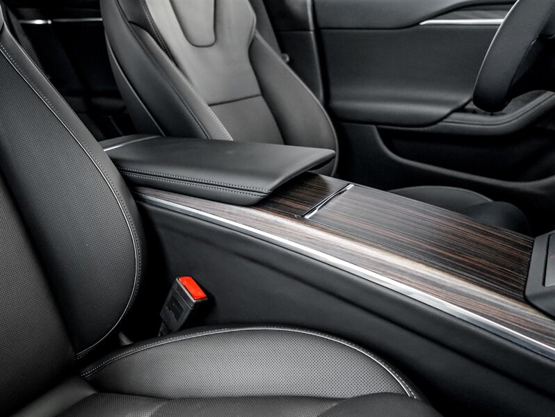 2021 Tesla Model S Plaid - Photo 29 - Bonita Springs, FL 34134