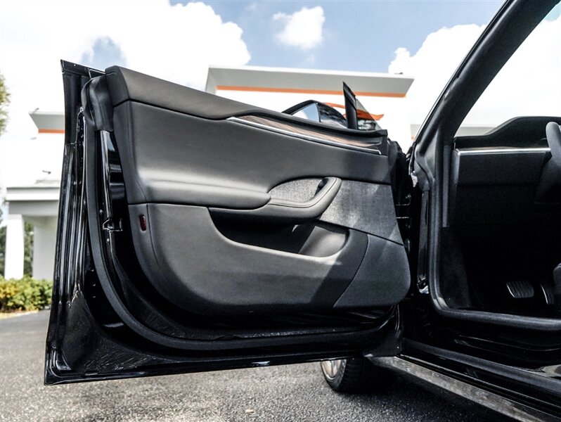 2021 Tesla Model S Plaid - Photo 22 - Bonita Springs, FL 34134