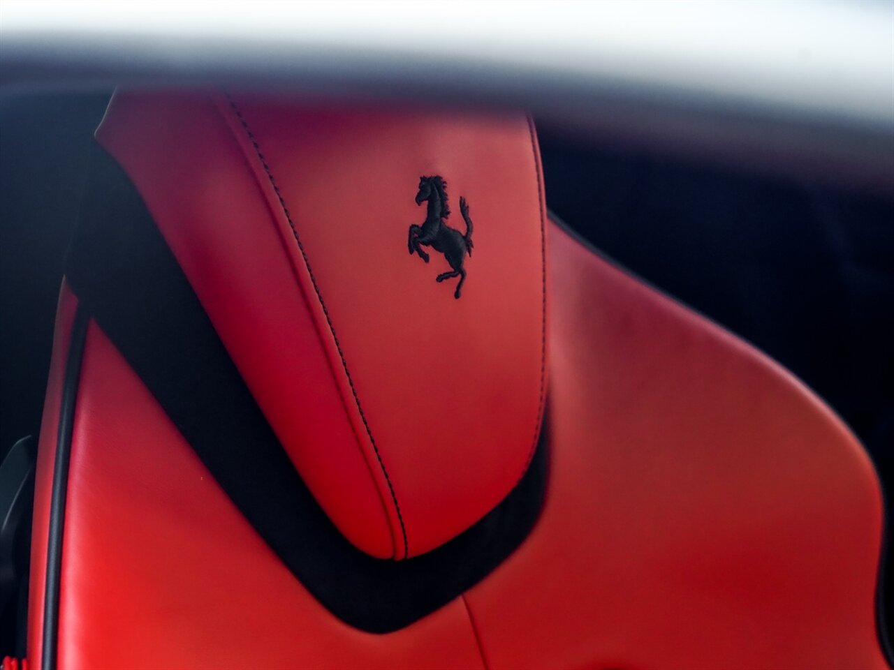 2021 Ferrari Roma   - Photo 29 - Bonita Springs, FL 34134