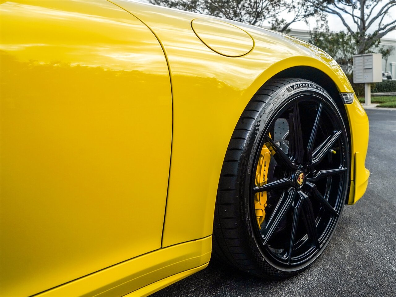 2017 Porsche 911 Turbo S   - Photo 12 - Bonita Springs, FL 34134