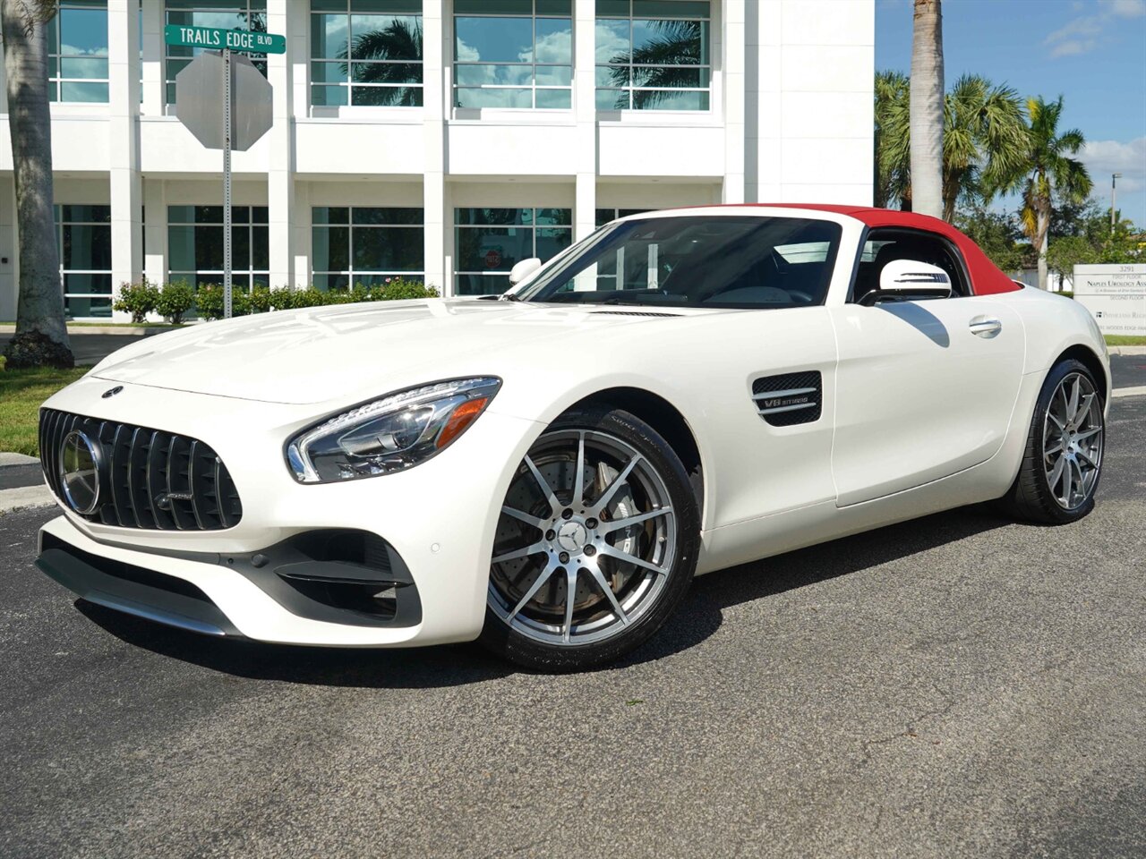 2019 Mercedes-Benz AMG GT   - Photo 13 - Bonita Springs, FL 34134