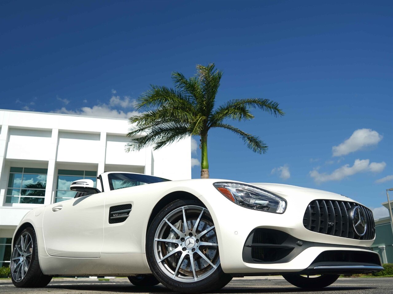 2019 Mercedes-Benz AMG GT   - Photo 11 - Bonita Springs, FL 34134