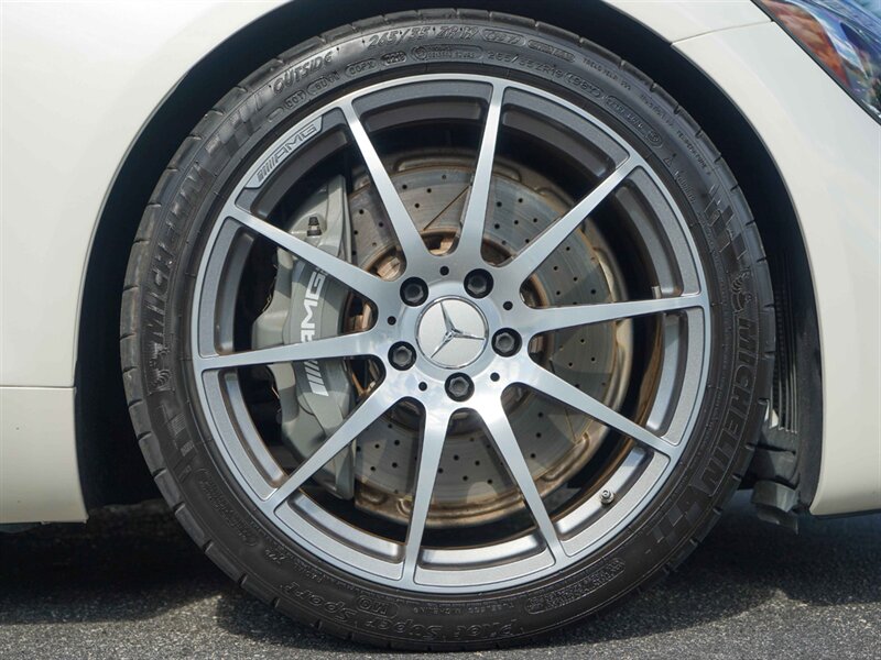 2019 Mercedes-Benz AMG GT - Photo 16 - Bonita Springs, FL 34134