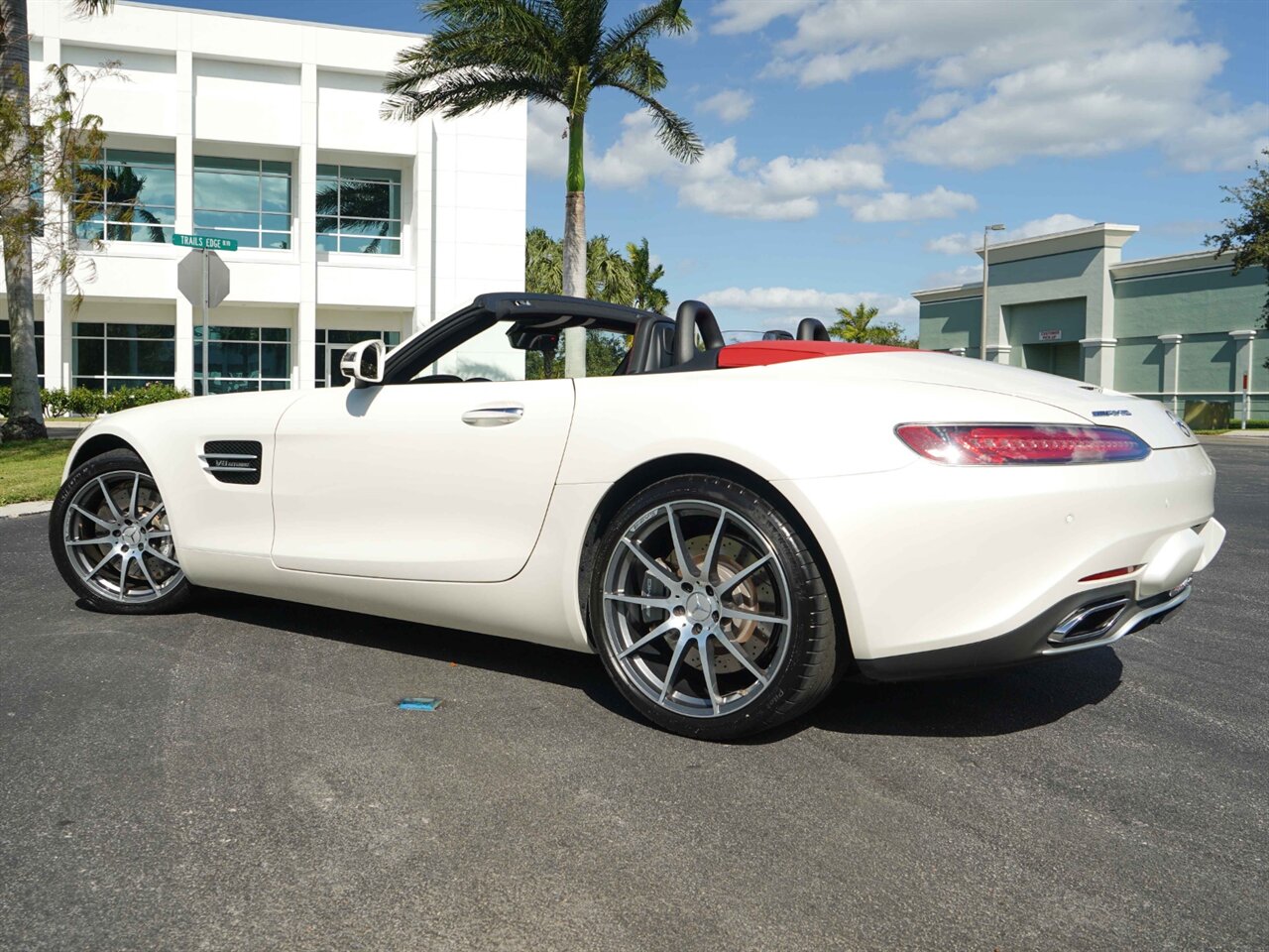 2019 Mercedes-Benz AMG GT   - Photo 29 - Bonita Springs, FL 34134