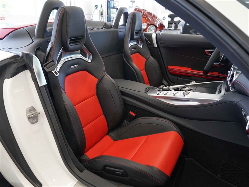 2019 Mercedes-Benz AMG GT - Photo 28 - Bonita Springs, FL 34134