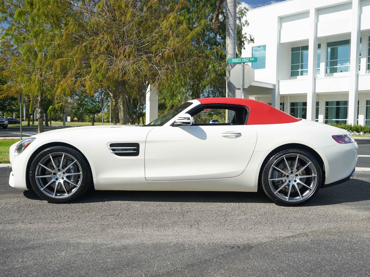 2019 Mercedes-Benz AMG GT   - Photo 17 - Bonita Springs, FL 34134