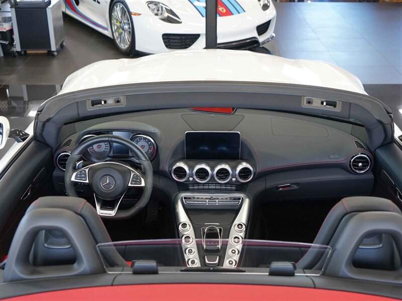 2019 Mercedes-Benz AMG GT - Photo 26 - Bonita Springs, FL 34134