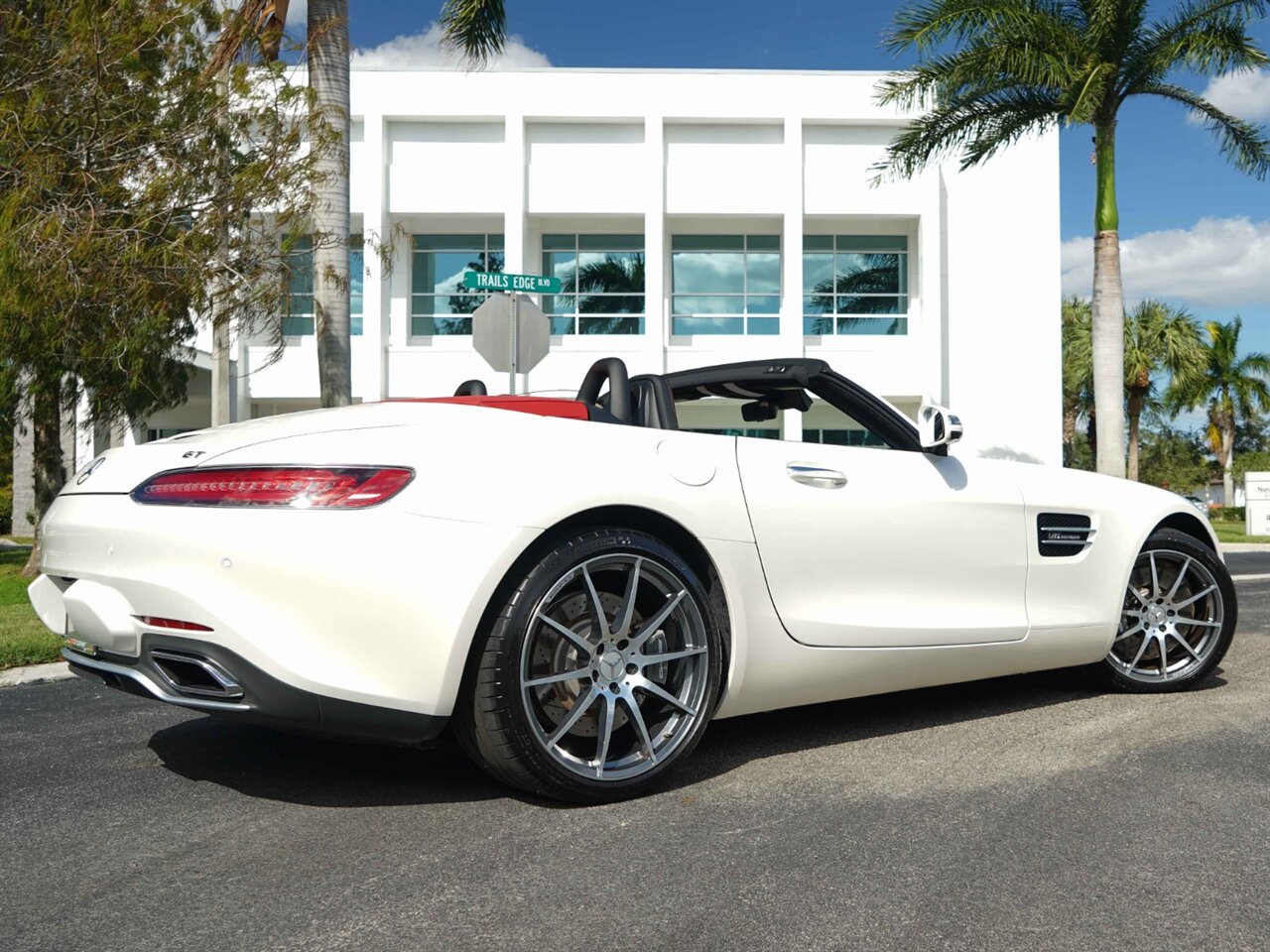 2019 Mercedes-Benz AMG GT   - Photo 23 - Bonita Springs, FL 34134