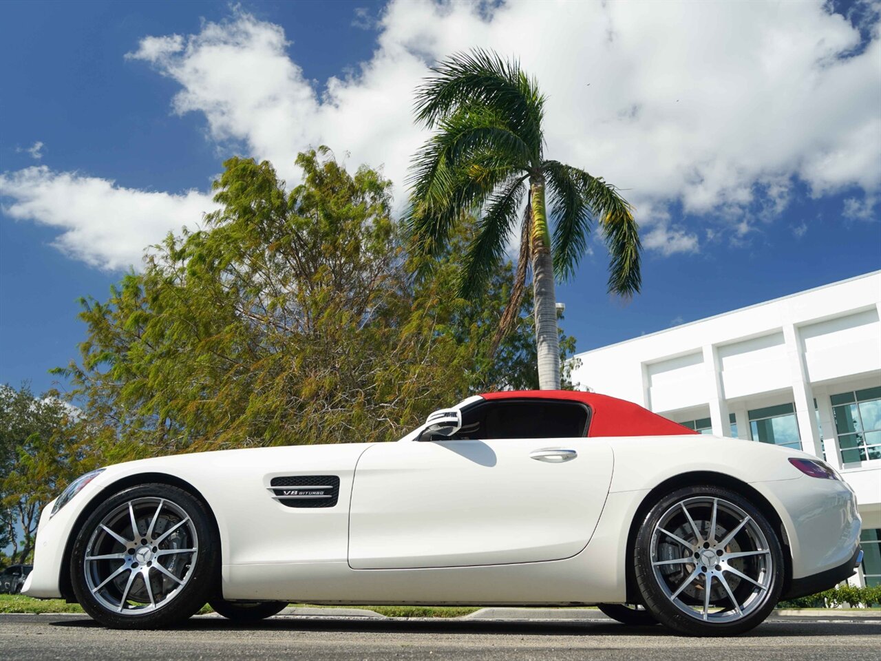 2019 Mercedes-Benz AMG GT   - Photo 33 - Bonita Springs, FL 34134