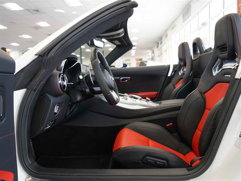 2019 Mercedes-Benz AMG GT - Photo 32 - Bonita Springs, FL 34134