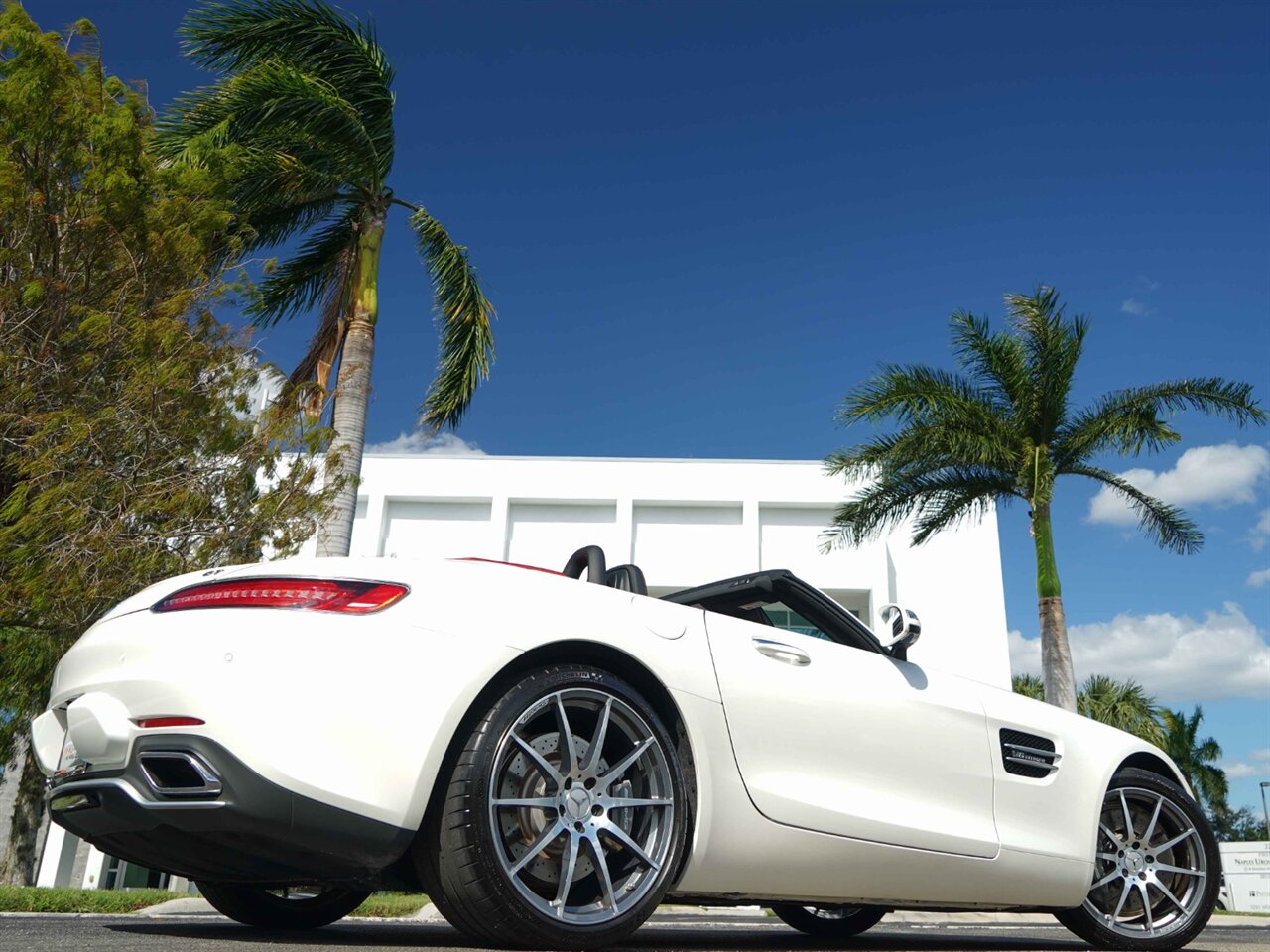 2019 Mercedes-Benz AMG GT   - Photo 25 - Bonita Springs, FL 34134