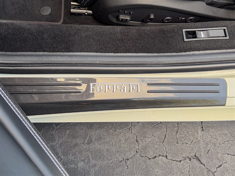 2015 Ferrari 458 Spider - Photo 21 - Bonita Springs, FL 34134