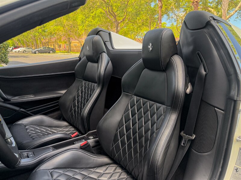 2015 Ferrari 458 Spider - Photo 23 - Bonita Springs, FL 34134