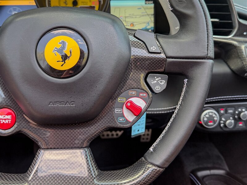 2015 Ferrari 458 Spider - Photo 28 - Bonita Springs, FL 34134