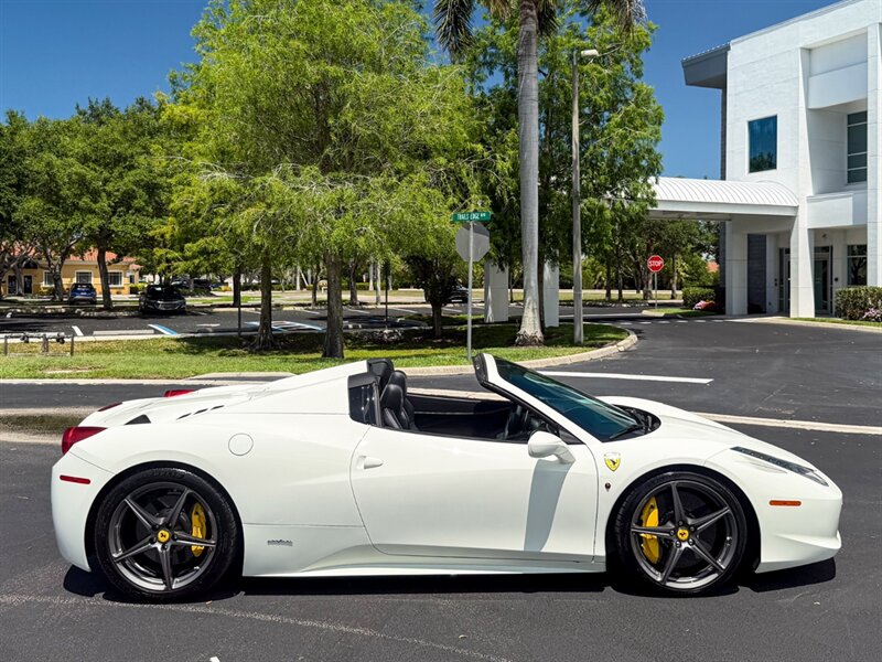 2015 Ferrari 458 Spider - Photo 63 - Bonita Springs, FL 34134