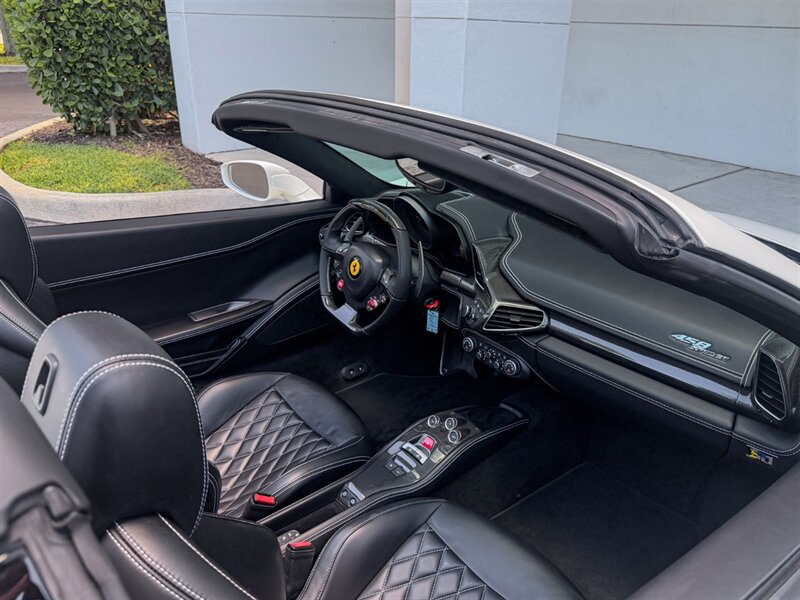 2015 Ferrari 458 Spider - Photo 25 - Bonita Springs, FL 34134