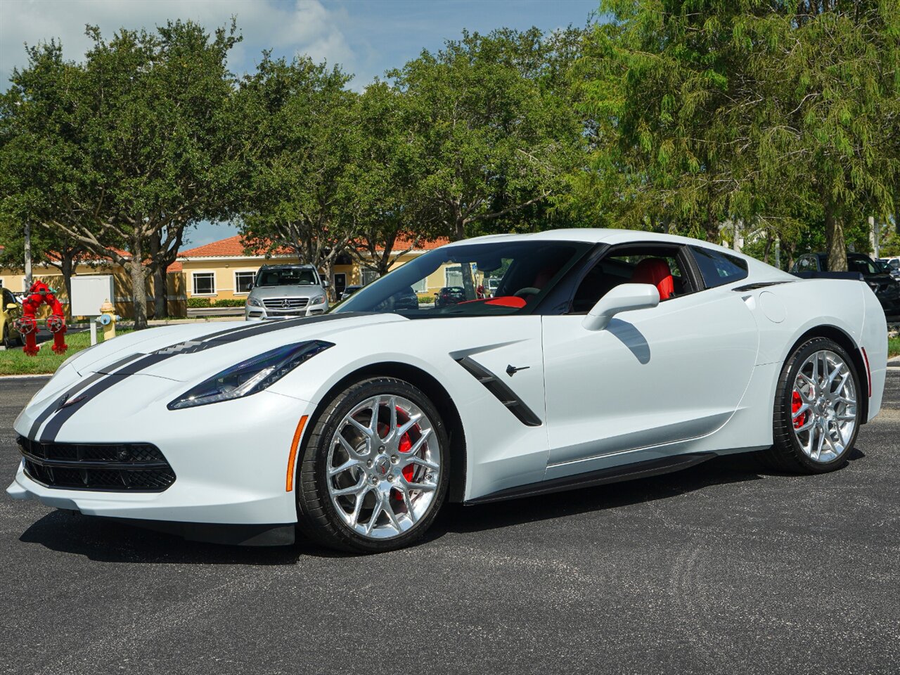 2019 Chevrolet Corvette Stingray   - Photo 11 - Bonita Springs, FL 34134