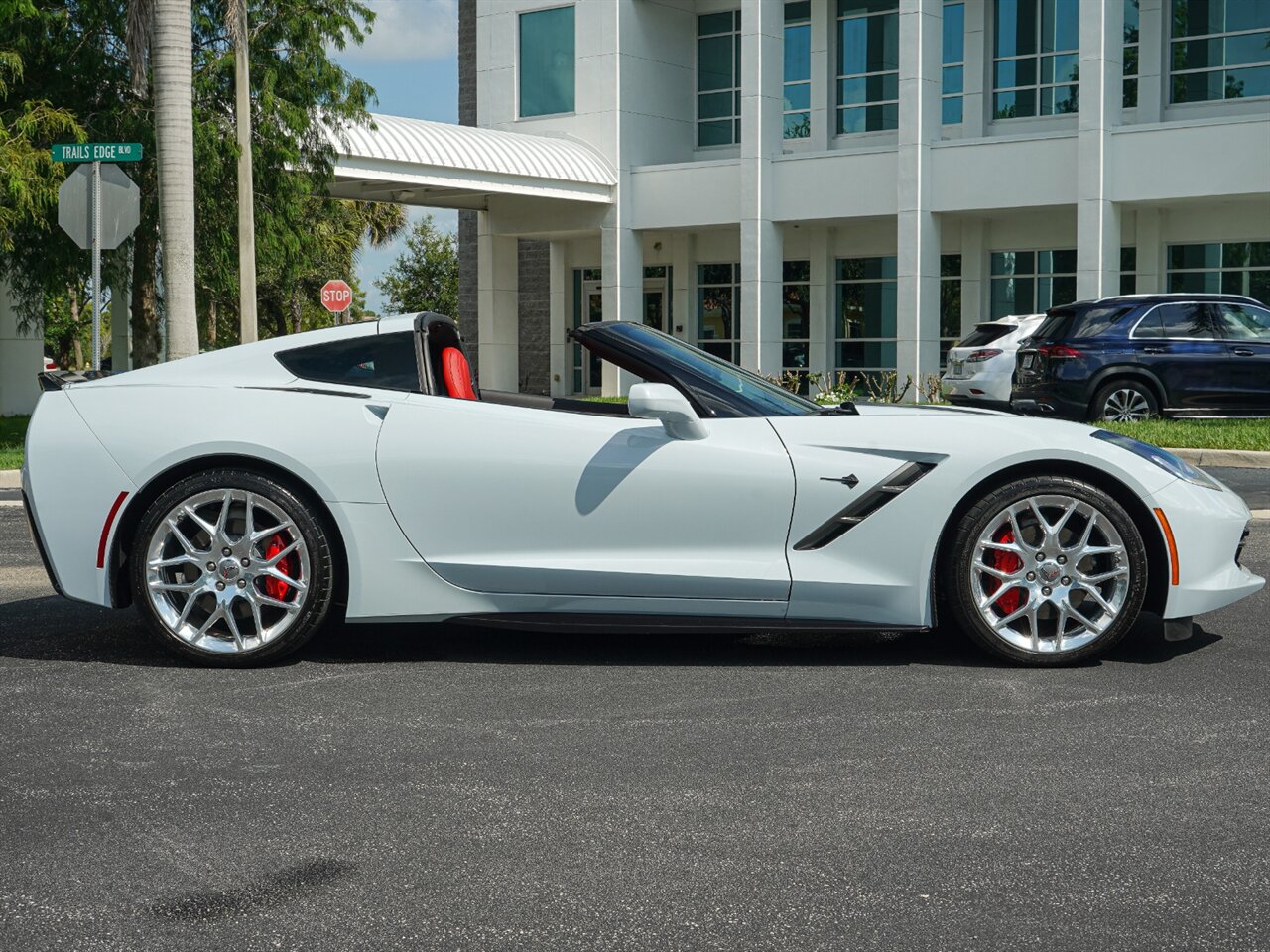 2019 Chevrolet Corvette Stingray   - Photo 38 - Bonita Springs, FL 34134