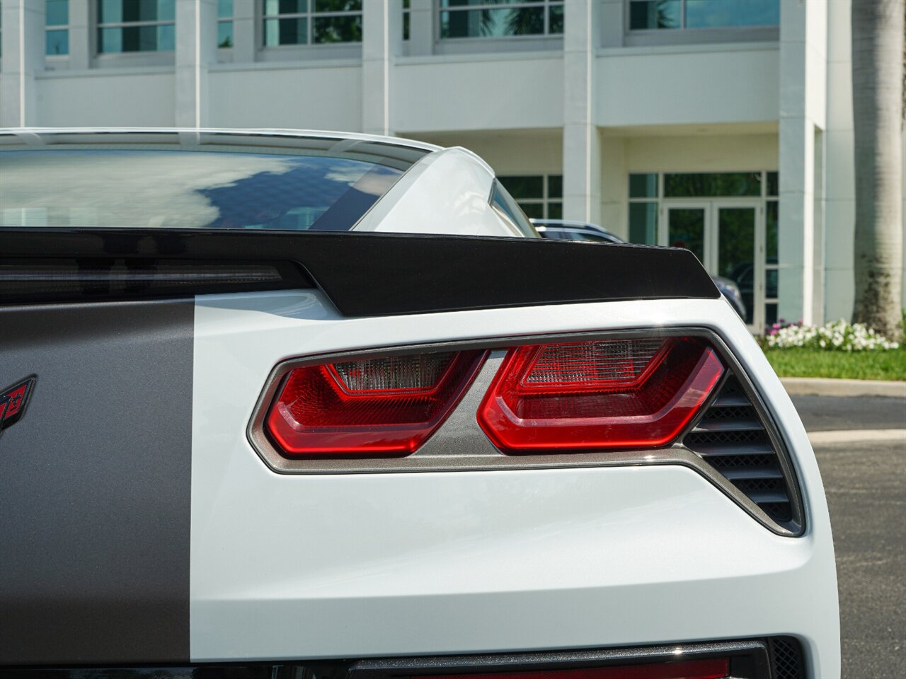 2019 Chevrolet Corvette Stingray   - Photo 28 - Bonita Springs, FL 34134