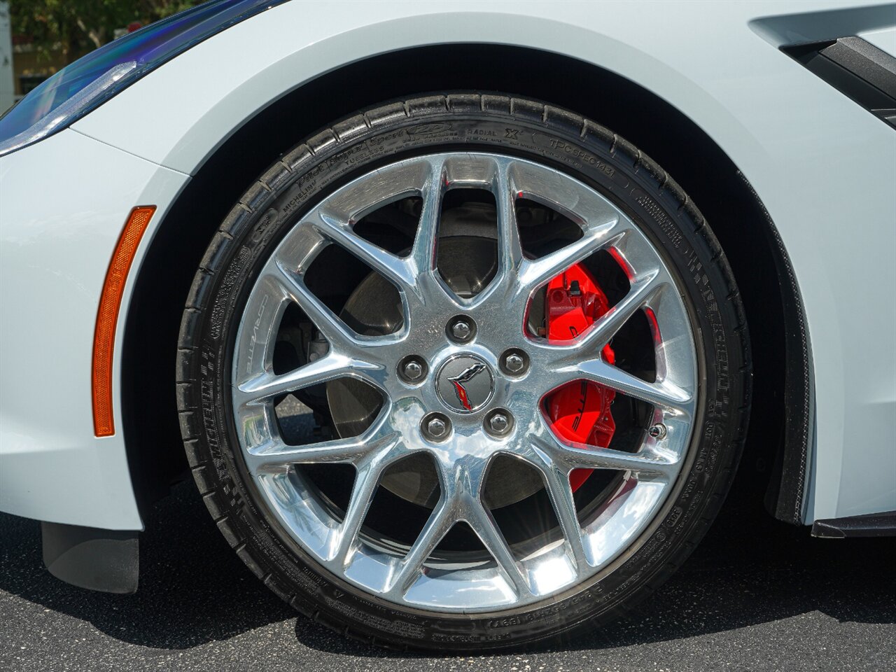 2019 Chevrolet Corvette Stingray   - Photo 9 - Bonita Springs, FL 34134