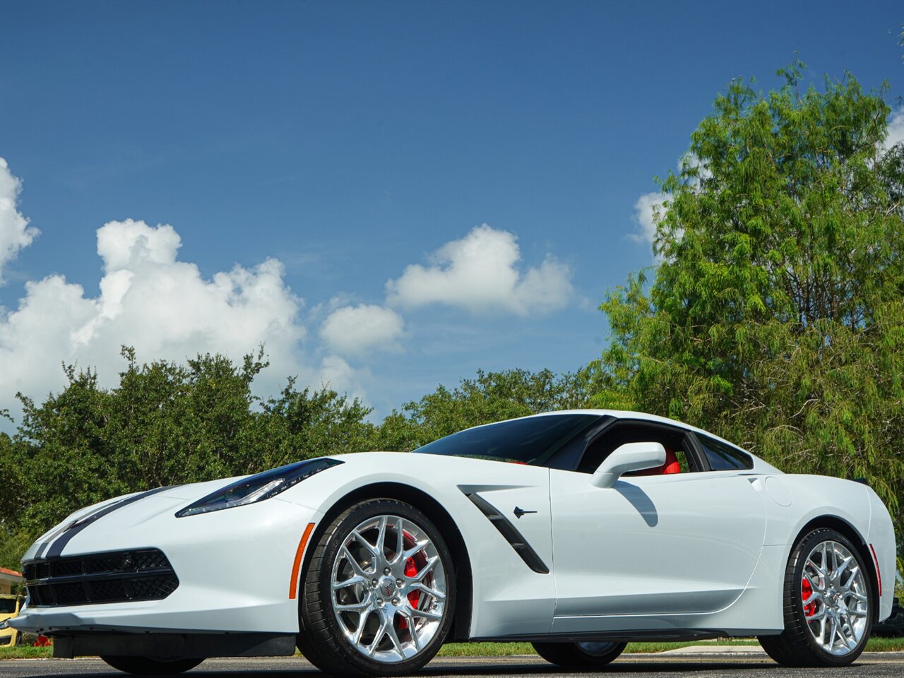 2019 Chevrolet Corvette Stingray   - Photo 12 - Bonita Springs, FL 34134