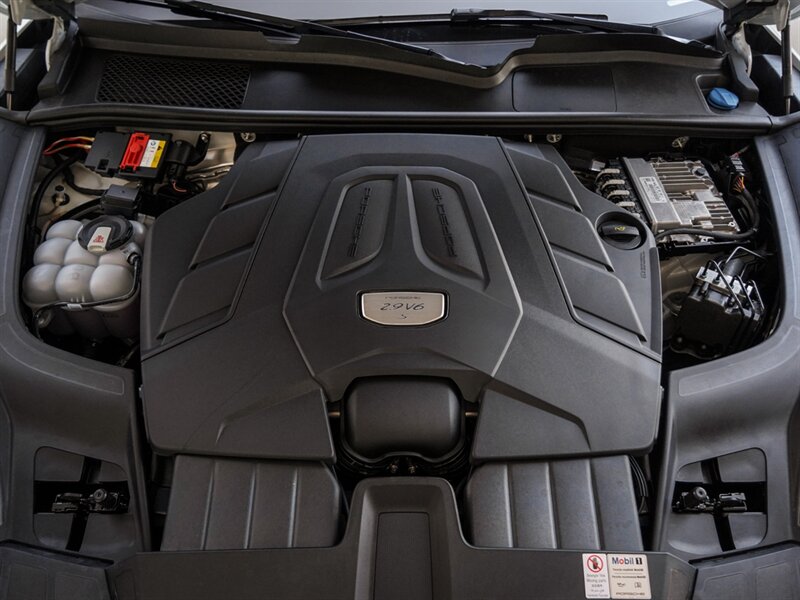 2019 Porsche Cayenne S   - Photo 28 - Bonita Springs, FL 34134